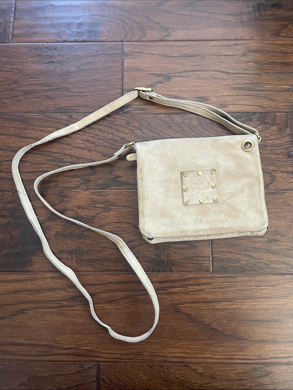 MILO genuine Leather Canada crossbody bag